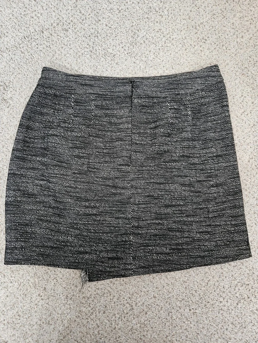 LOFT Petites 8P Black White Tweed Fringe Wrap Mini Skirt